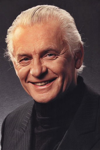 Tadeusz Łomnicki is Bolesław Kowalski