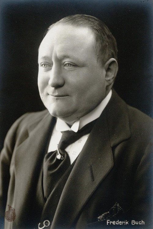 Fred as Decorator (1913) poster