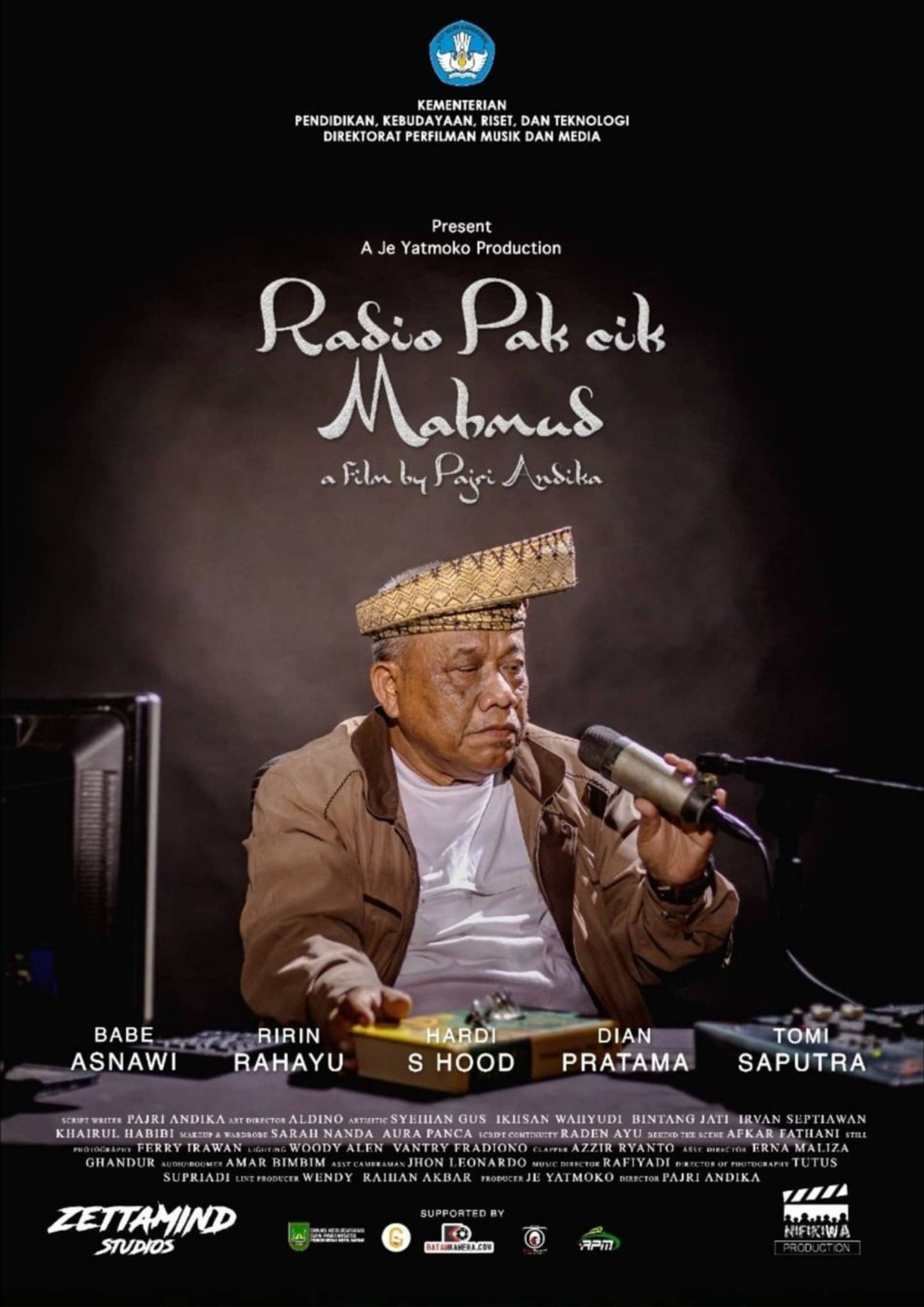 Radio Pakcik Mahmud (2021) poster