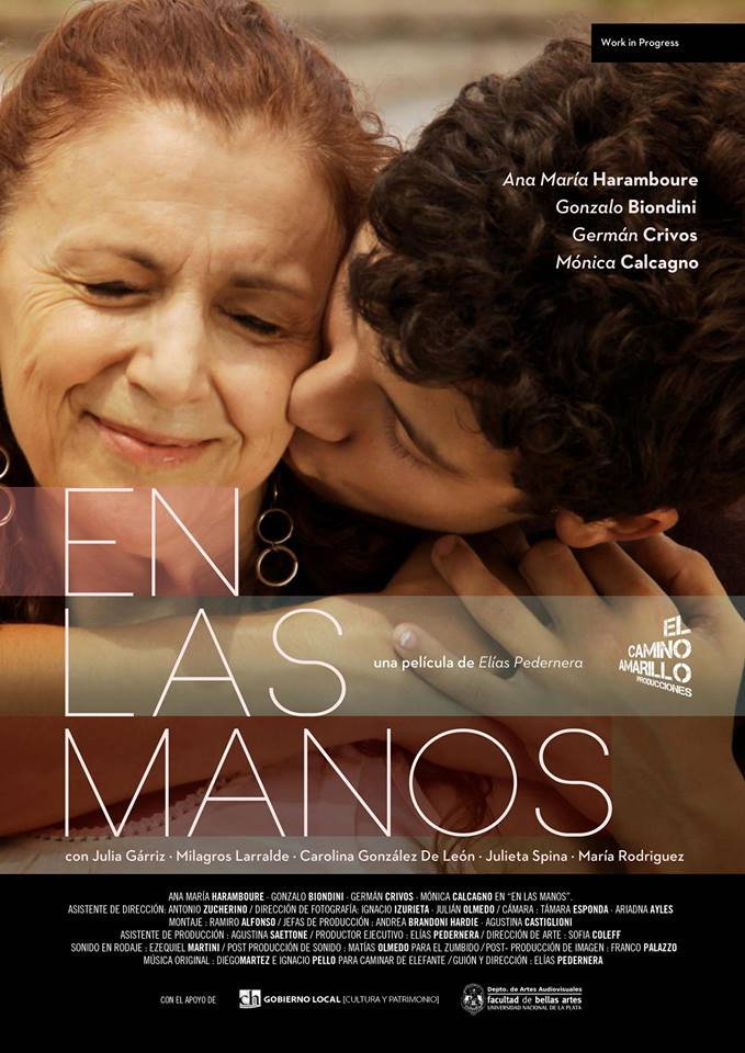 En las manos (2012) poster