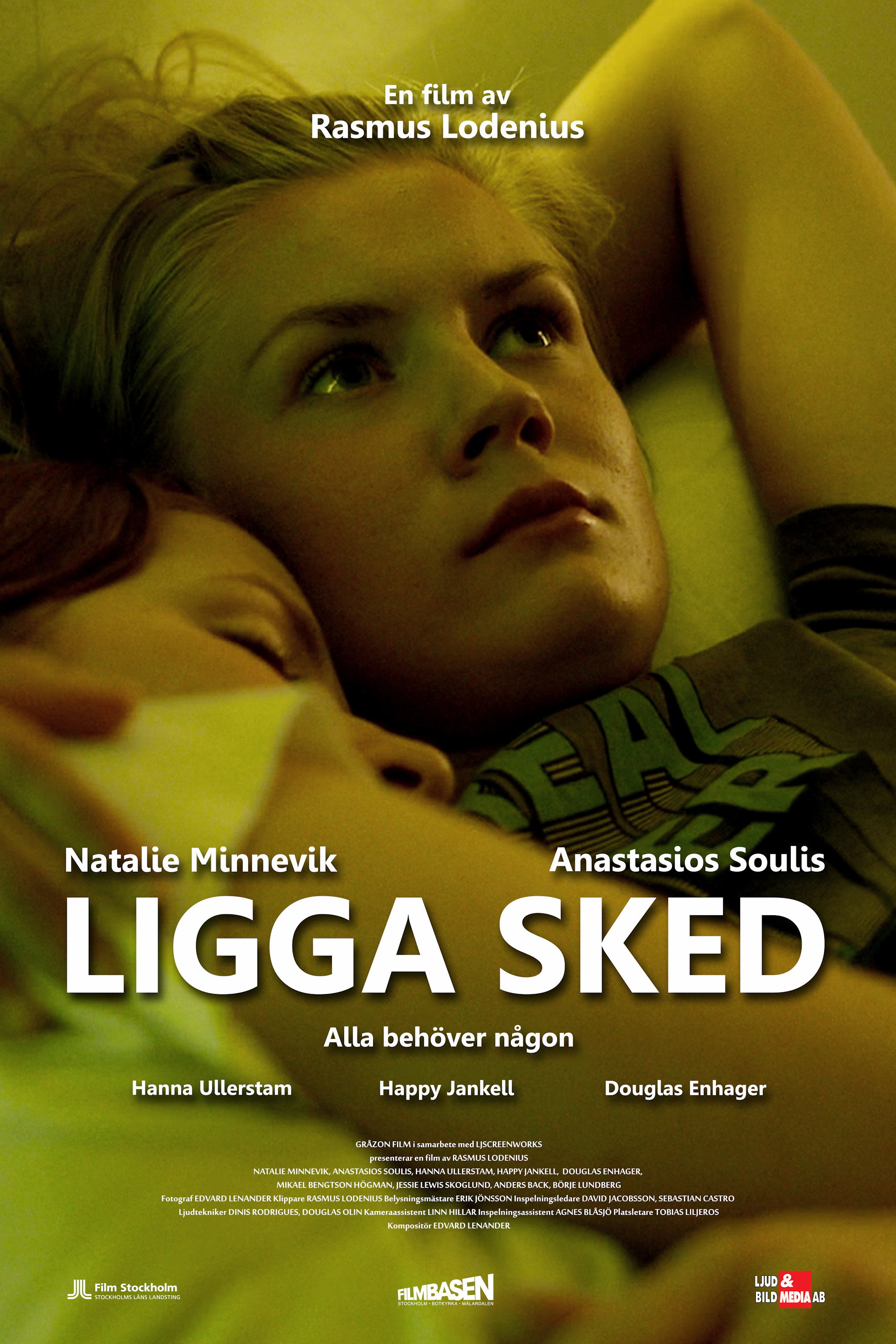 Closer (2014) poster
