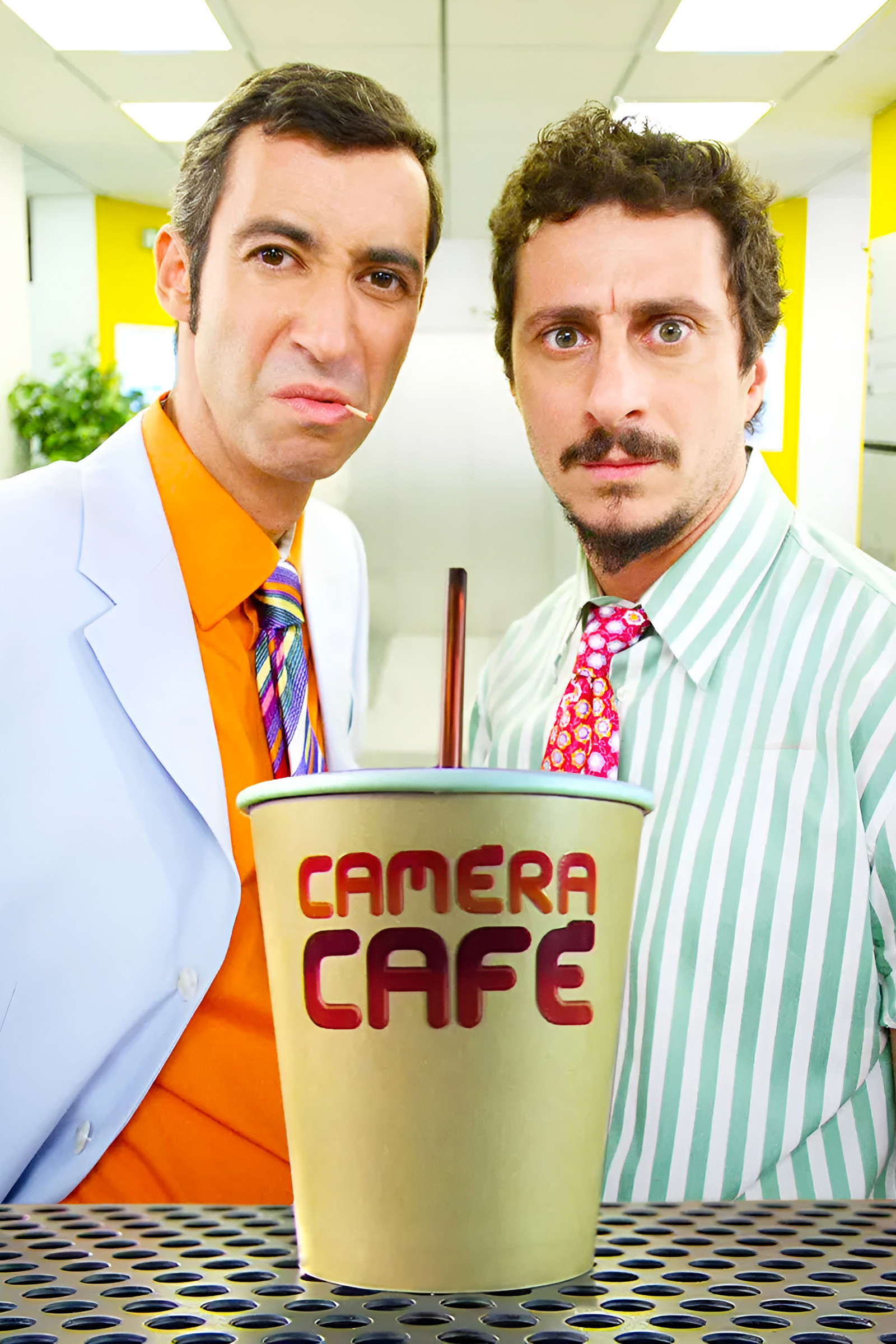 Camera Café (2003) poster
