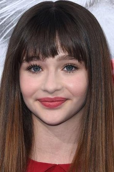 Professional headshot of Malina Weissman