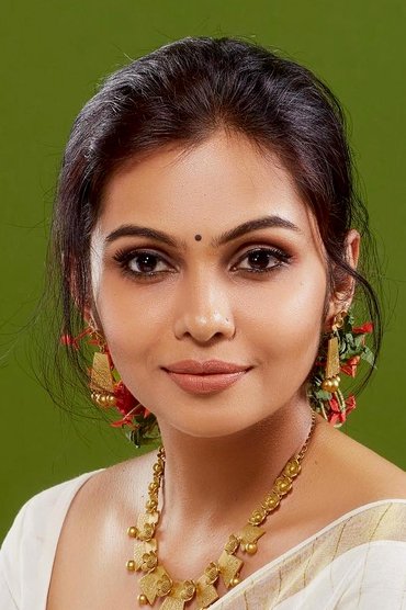 Professional headshot of Tanvi Ram