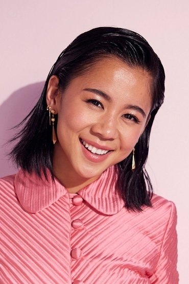 Professional headshot of Leah Lewis