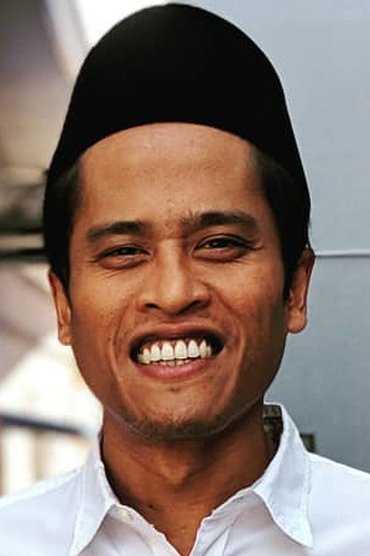 Professional headshot of Amerul Affendi