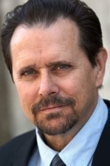 Professional headshot of Joe Keyes