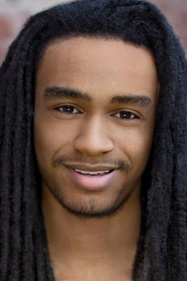 Professional headshot of Khalil Middleton