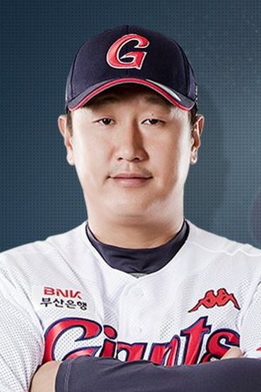 Professional headshot of Lee Dae-ho