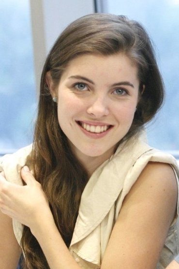 Professional headshot of Josefina Scaglione
