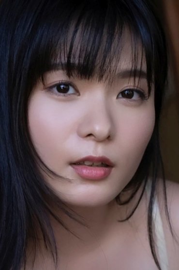 Professional headshot of Mizuki Hoshina