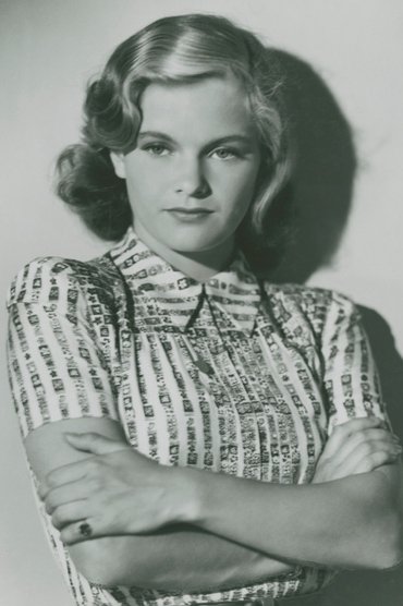 Professional headshot of Eva Henning