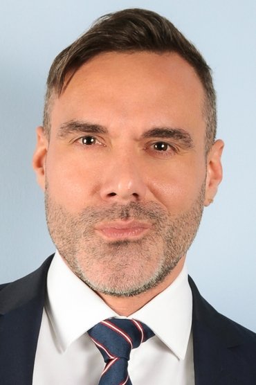 Manuel Skye