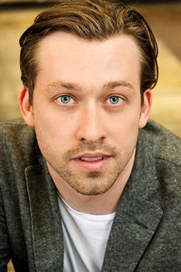 Simon Stone