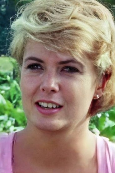 Liz Warrington