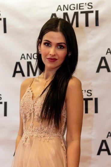 Anne-Elizabeth Robin