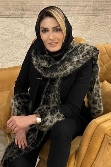 Elaheh Mansoorian