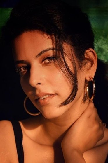 Saloni Khanna