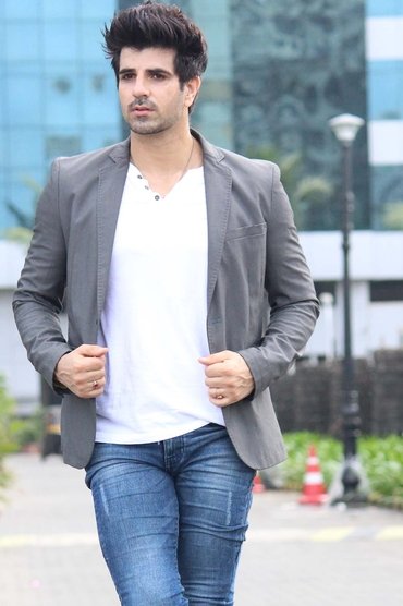SHAHNAWAZ BAQAL(RUFY KHAN)