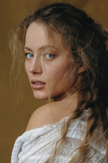 Henessi Schmidt