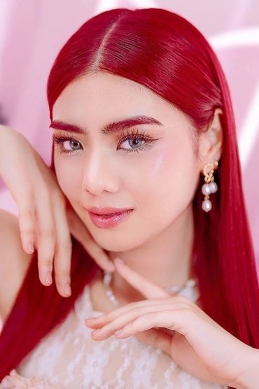 Mikha Lim