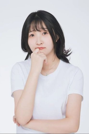 Shuang Liang