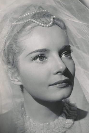 Suzanne Cloutier