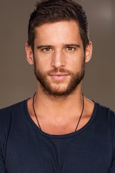 Dan Ewing