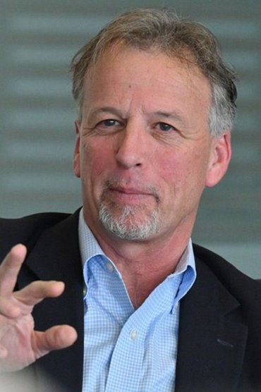 Warren Strobel