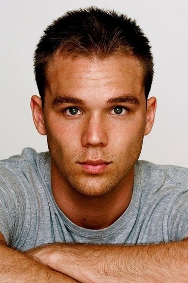 Lincoln Lewis