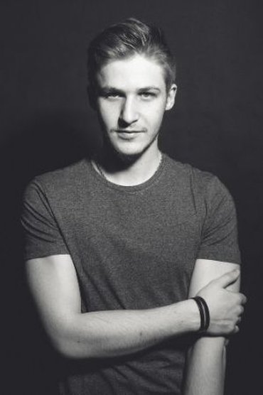 Toni Vesdream