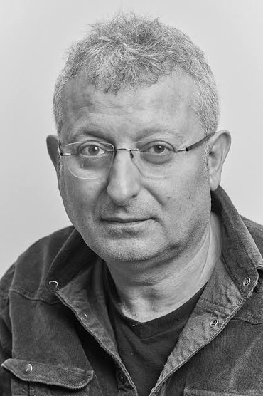 Gary Sinyor