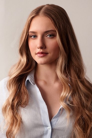 Nicole Volossetski