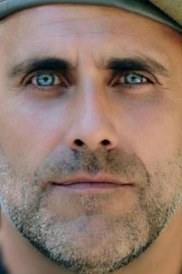 Alejandro León