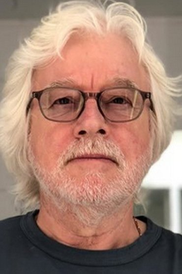 Ian Toynton