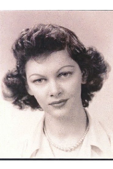 Anna Minot