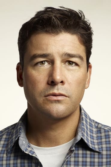 Kyle Chandler