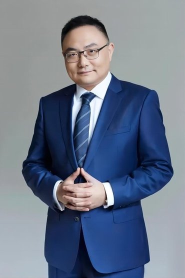 Zhenyu Luo