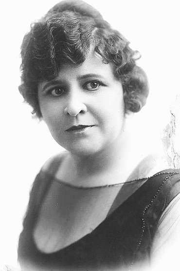 Lillian Leighton