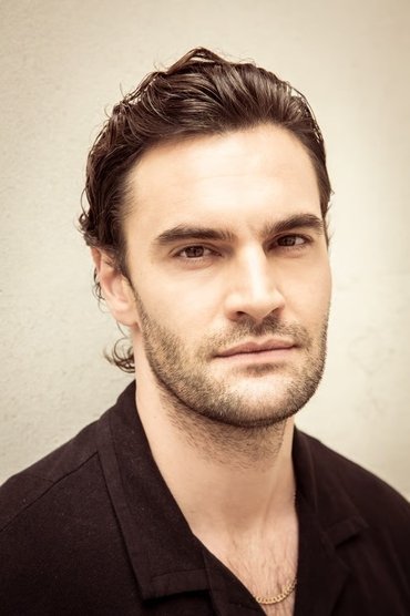 Tom Bateman