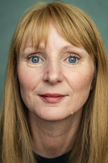 Joanne Dakin