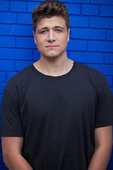 Luke Mones