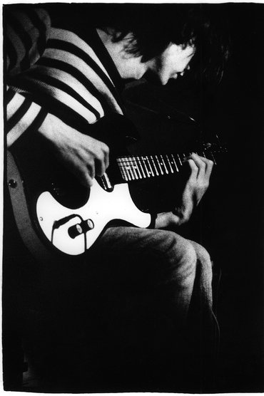 Live At The Pop In Paris France 18.12.2002