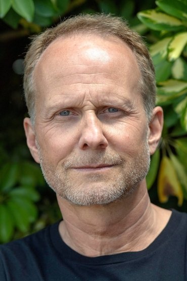 Niels Arden Oplev