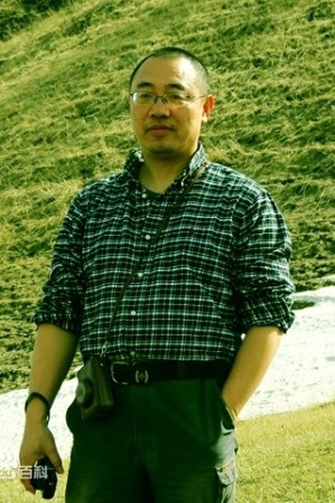 Dan Huang