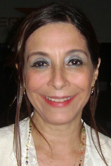 Bia Nunnes