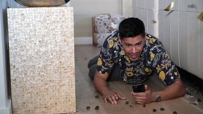 Un asesinato nunca es discreto poster