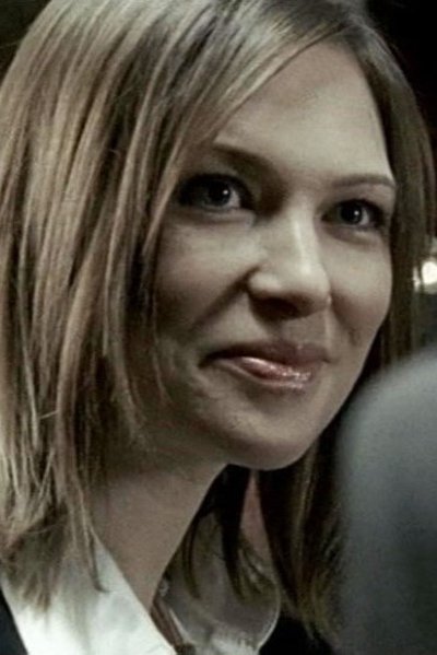 Bronwen Davies