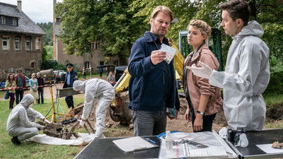 El muerto del foso poster