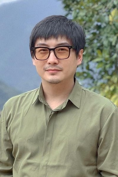 Xufeng Guo